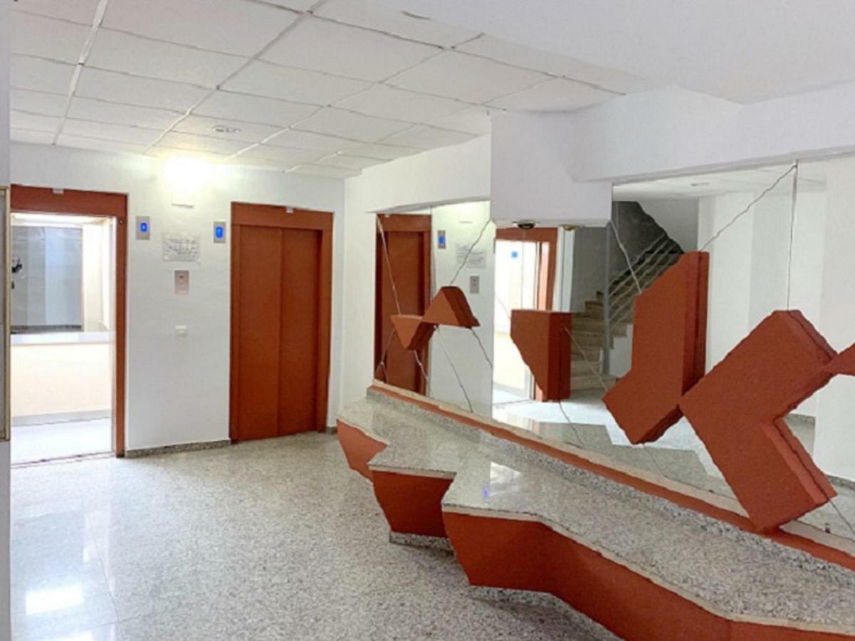 Apartamento 1ª Linea De Mar -Wifi- Aire Acondicionado 艾姆布里亚布拉瓦 外观 照片