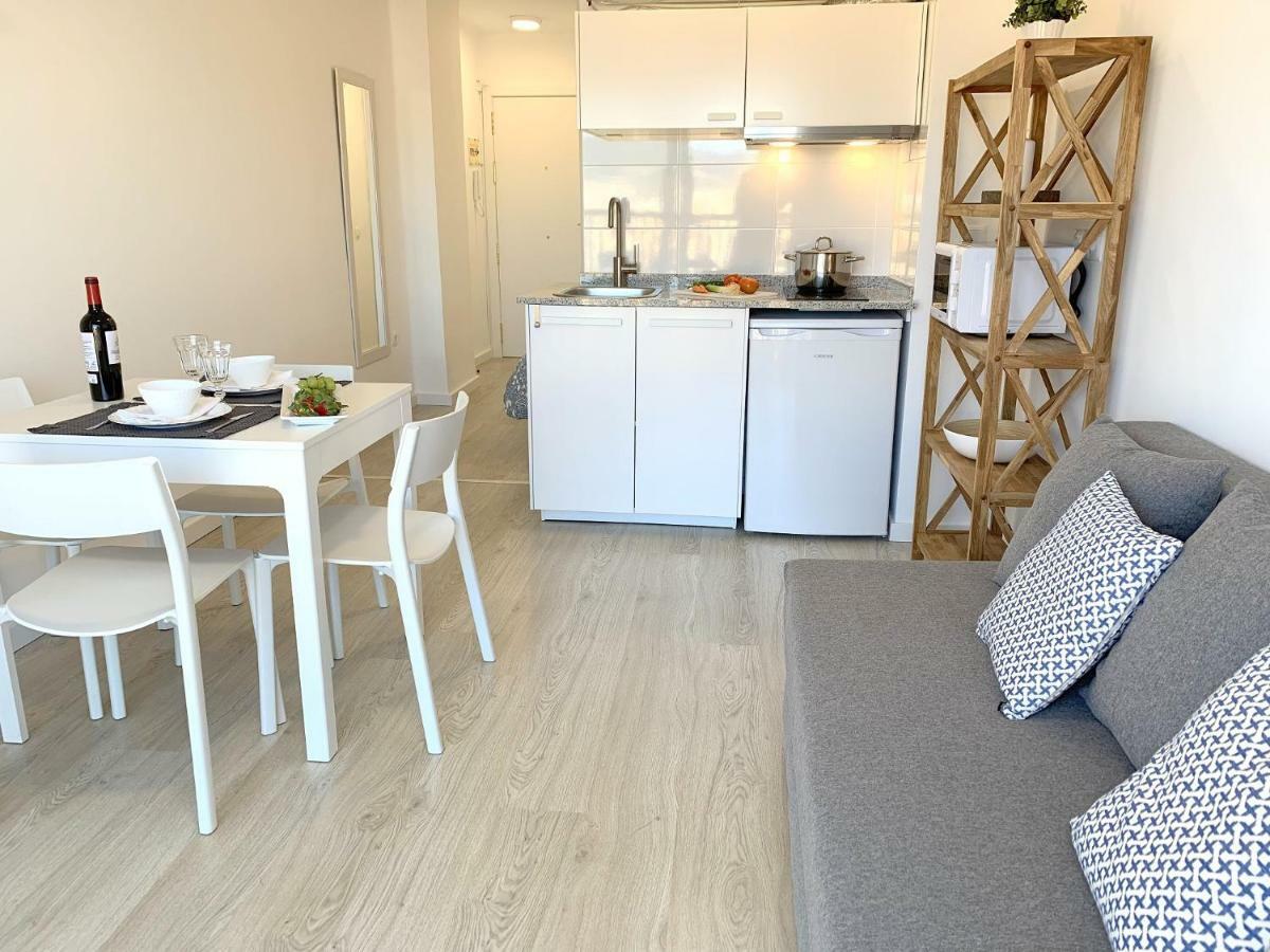 Apartamento 1ª Linea De Mar -Wifi- Aire Acondicionado 艾姆布里亚布拉瓦 外观 照片